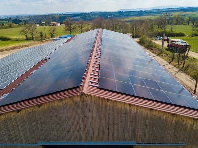 découvrez les avantages du hangar photovoltaïque en 2025, une solution innovante et durable pour optimiser votre production d'énergie tout en préservant l'environnement. transformez vos espaces en sources d'énergie renouvelable avec cette technologie de pointe.
